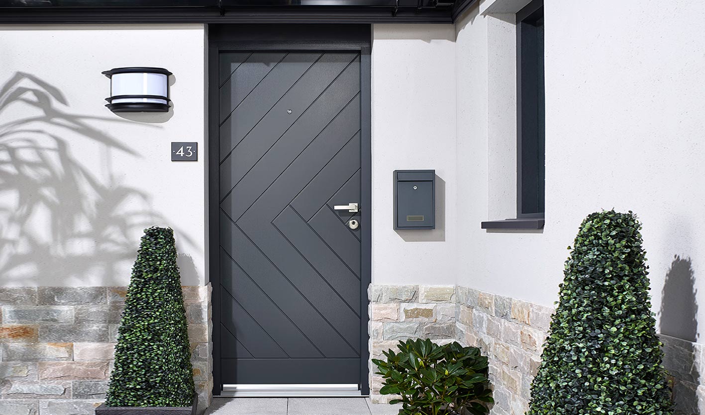 painting-modern-door-directdoors